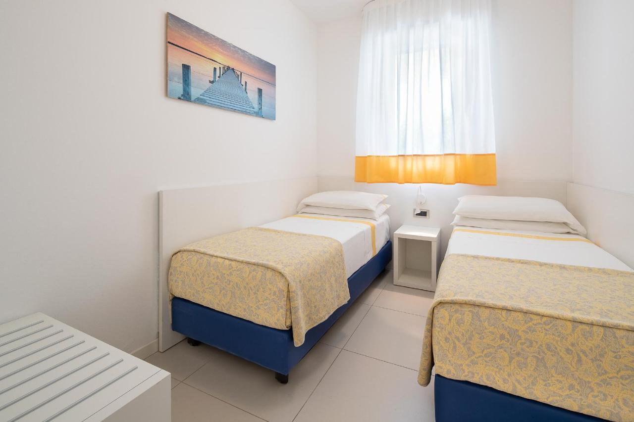 Residence Serenissima Бибионе Экстерьер фото