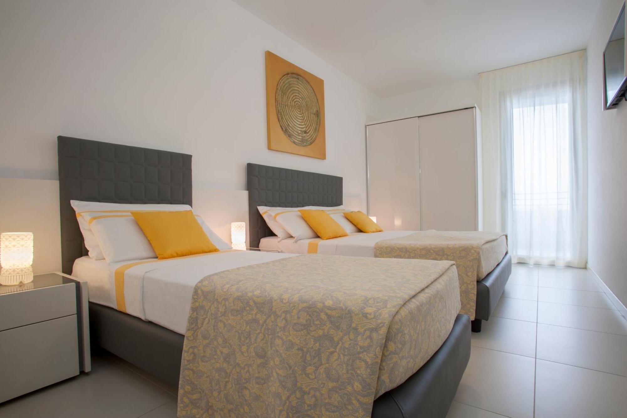 Residence Serenissima Бибионе Экстерьер фото