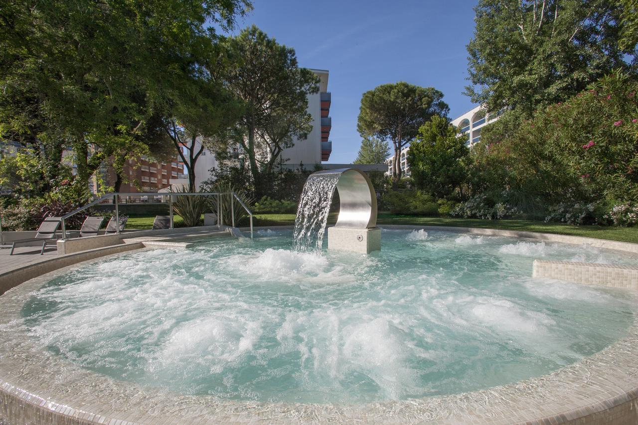 Residence Serenissima Бибионе Экстерьер фото