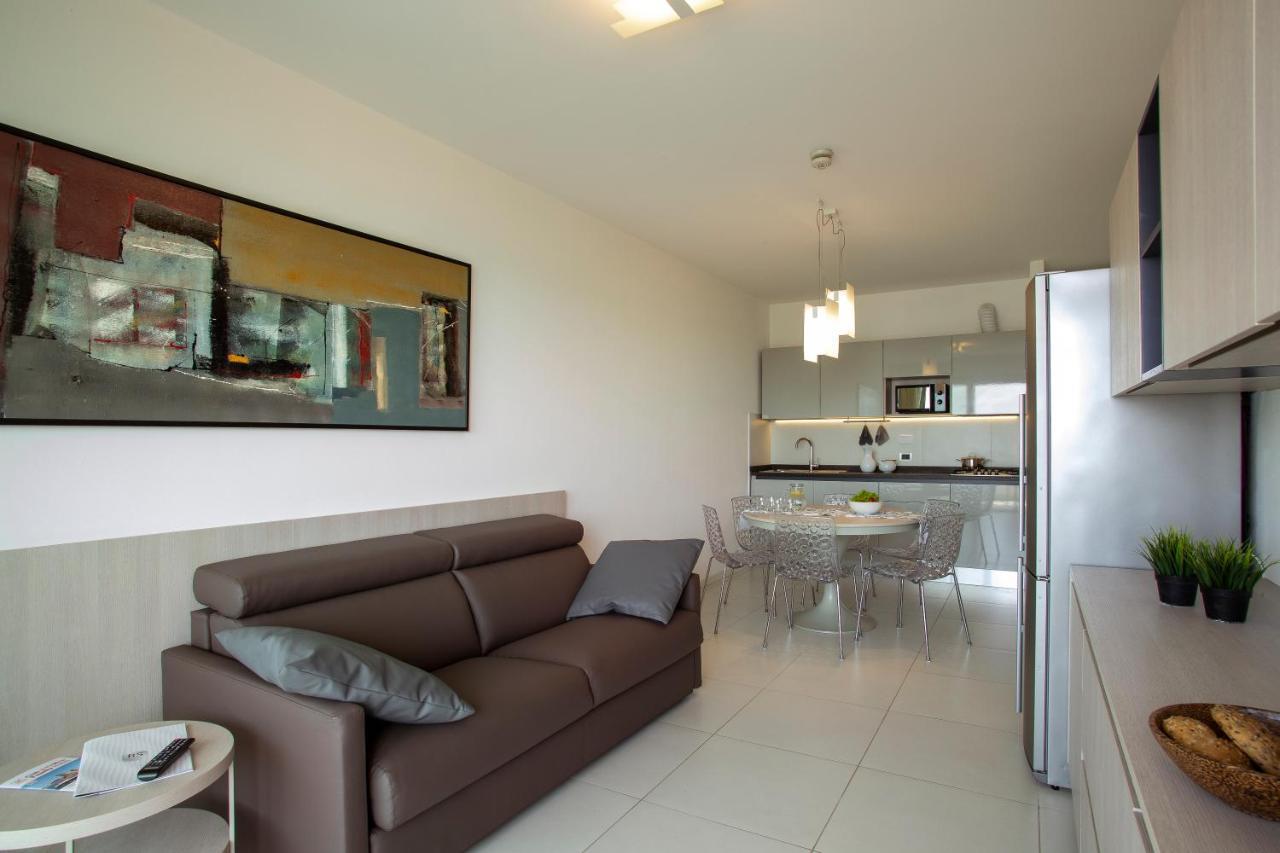 Residence Serenissima Бибионе Экстерьер фото