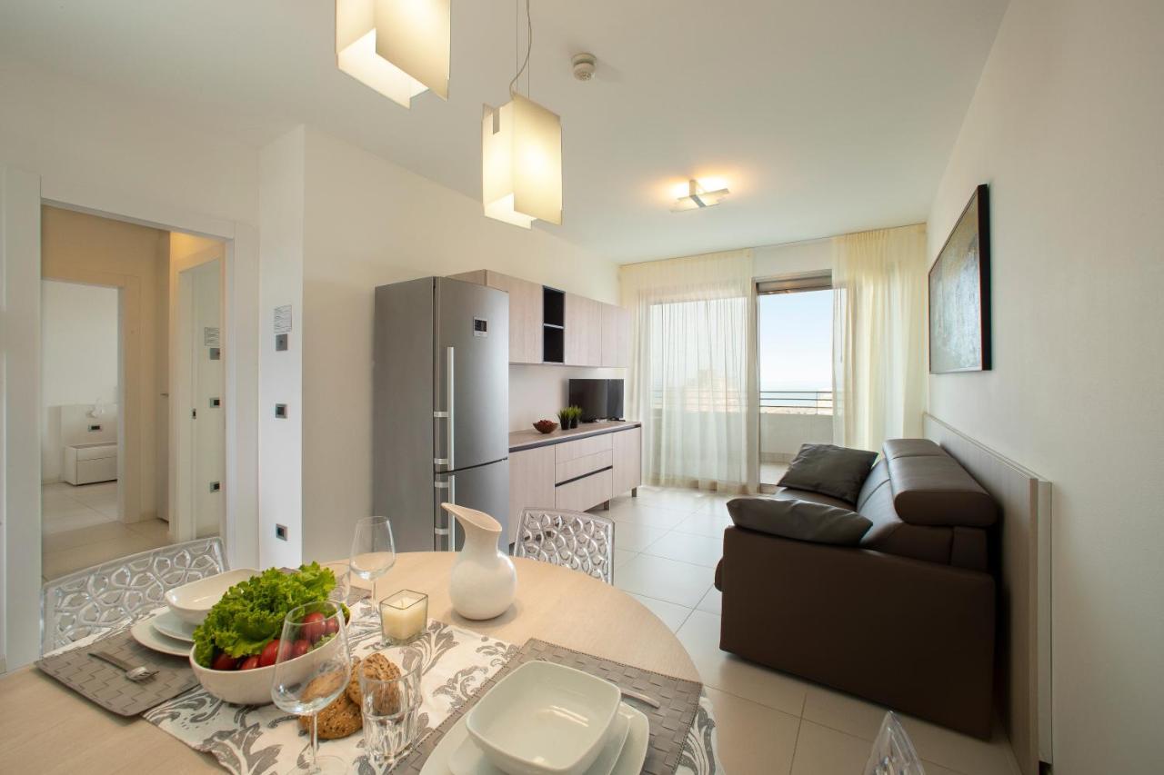 Residence Serenissima Бибионе Экстерьер фото
