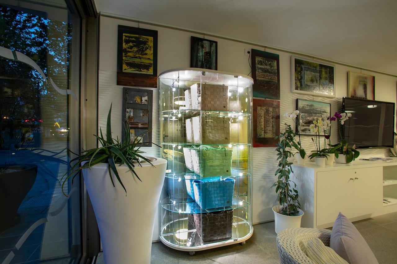 Residence Serenissima Бибионе Экстерьер фото